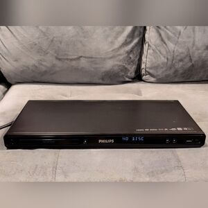 PHILLIPS DVD PLAYER HDMI MODEL DVP5990 BLACK FREE HDMI WIRE & EXTENDER No Remote